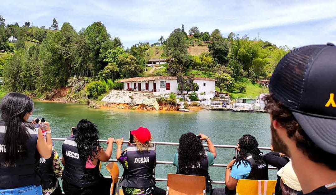 Is a private tour better than a shared tour?
