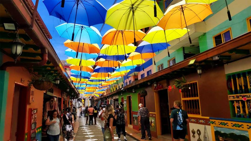 Tour Guatapé y El Peñol con Medellín de Cerca