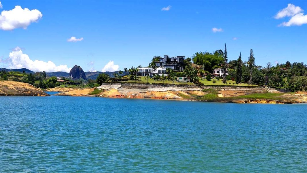 Tour Guatapé y El Peñol con Medellín de Cerca