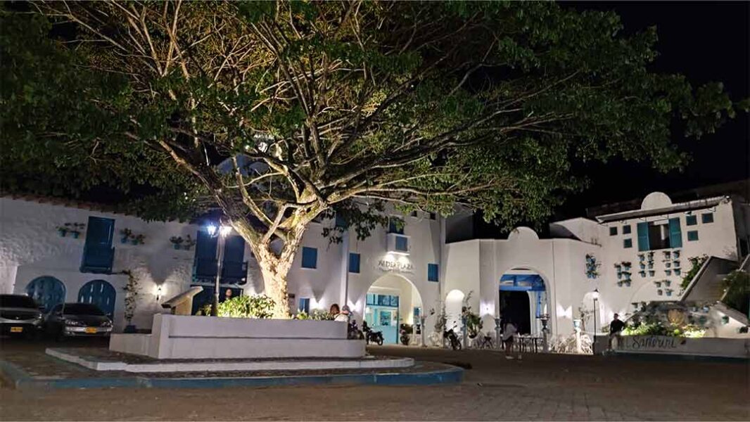 Tour Hacienda Nápoles - Medellín de Cerca