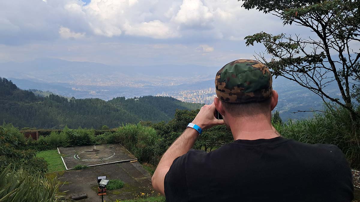 thumbnail-escobar-shared-cathedral-hz La Catedral Jail Tour. La Catedral Escobar Tour.